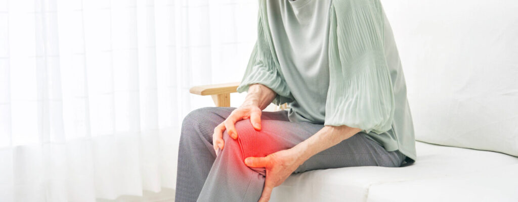 Managing Knee Pain in Older Adults with Physical Therapy